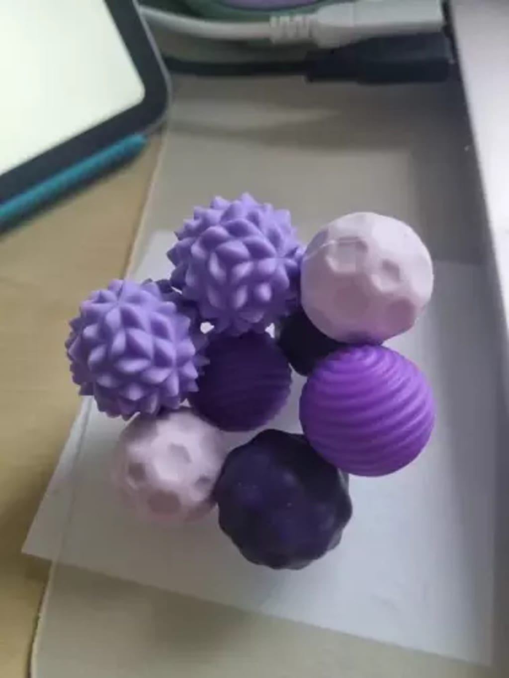 New|Silent Chill Balls